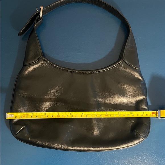 Vintage Banana Republic Classic Black Leather Shoulder Bag - Picture 12 of 16